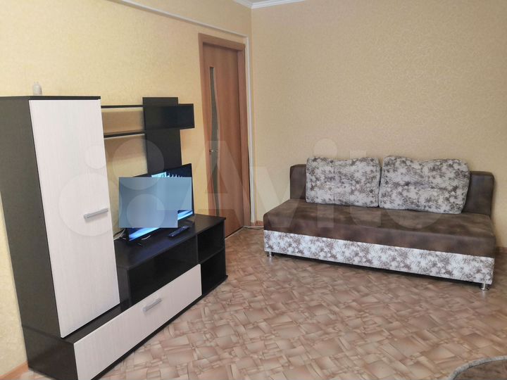 2-к. квартира, 40 м², 2/5 эт.