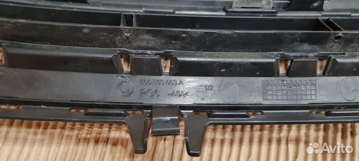 565853653A9B9 Решетка радиатора Skoda Kodiaq