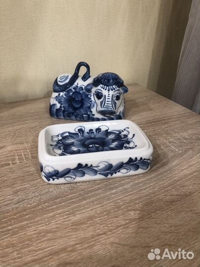 Гжель масленка му-му