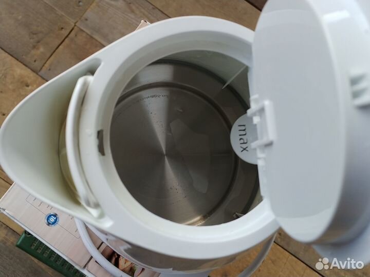 Продам электрочайник Tefal Delfini Up KO17213