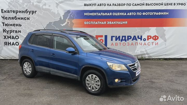 Насос водяной (помпа) Volkswagen Tiguan (NF) 03C12