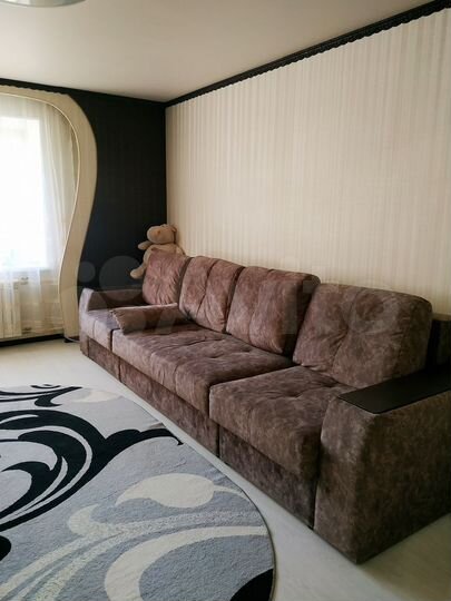 4-к. квартира, 76,9 м², 1/9 эт.