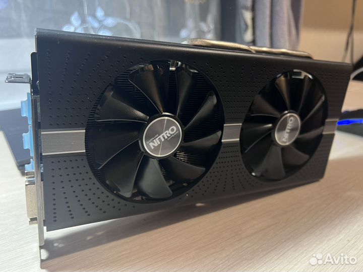 Видеокарта Sapphire Nitro+ Radeon RX 570 4GB