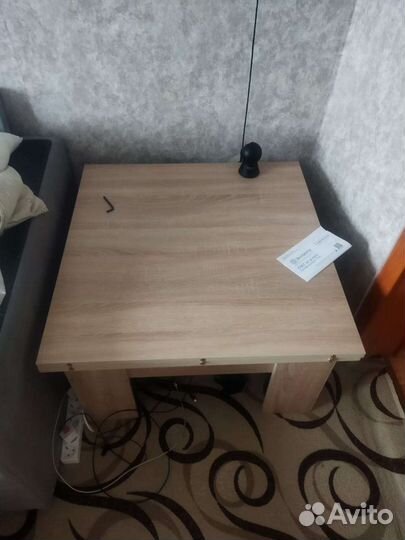 Стол