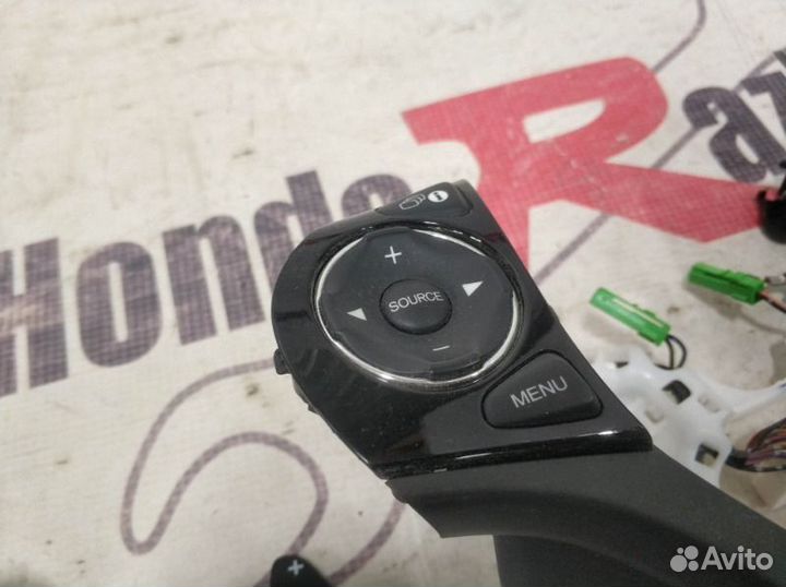 Кнопка руля Honda Civic 5D 9 FK2 R18Z4 2014