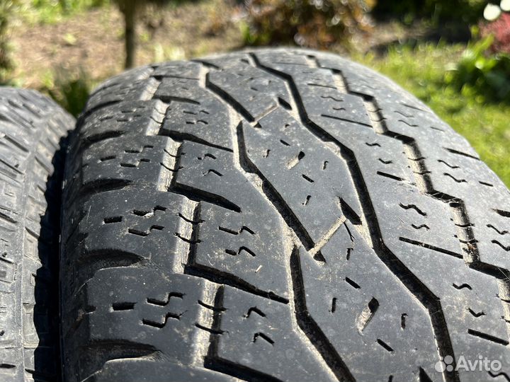 Toyo Open Country A/T Plus 215/65 R16 98H