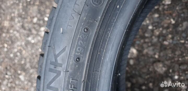 Triangle Snowlink TWT02 245/45 R20 103T