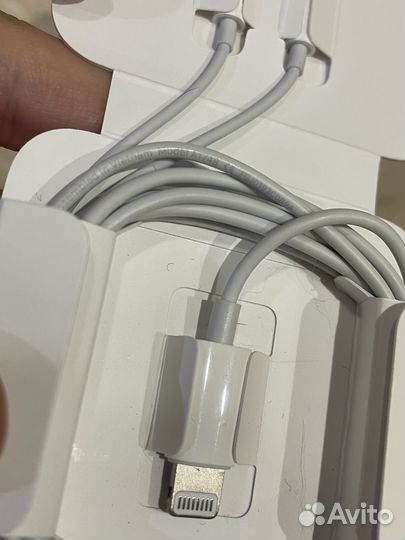 Зарядка на iPhone 20w