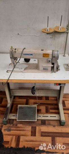 Швейная машина jack