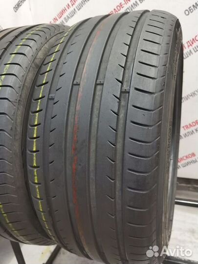 Vredestein Ultrac Cento 245/40 R18 97Y