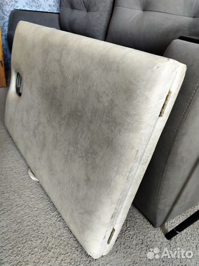 Массажная кушетка