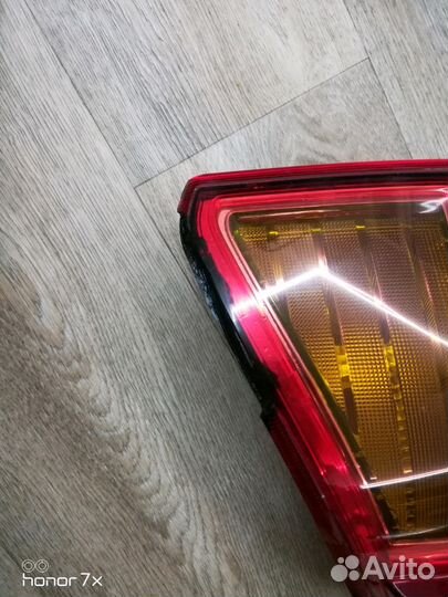 Задний правый фонарь. Сузуки Витара 2015г