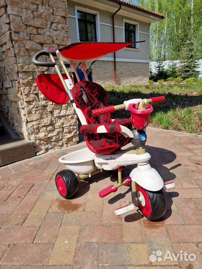 Трехколесная коляска smart trike