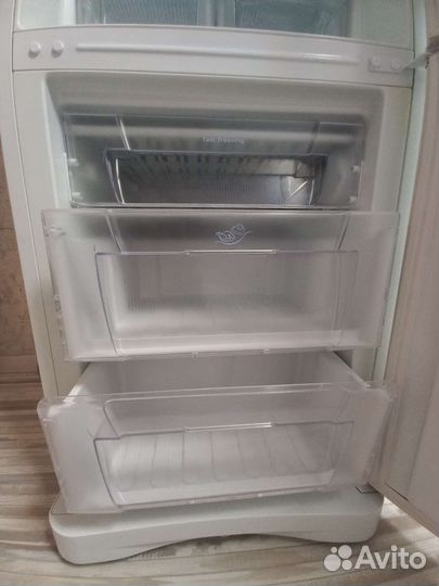 Холодильник бу indesit