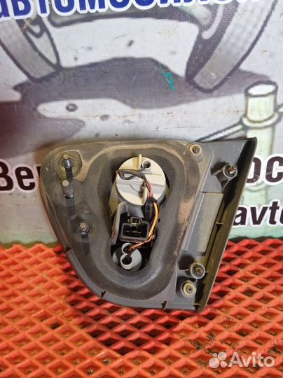 Фонарь задний левый Hyundai Elantra