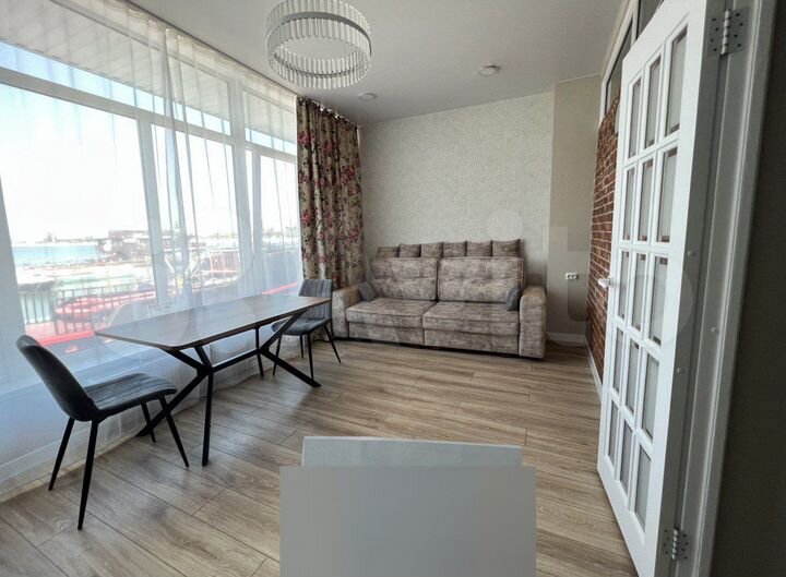 2-к. квартира, 60 м², 2/2 эт.