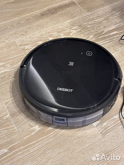 Робот пылесос deebot