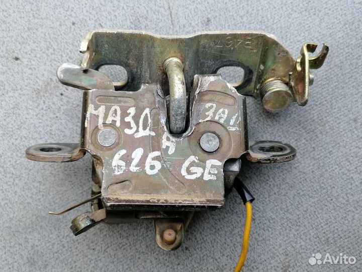 Замок багажн.с ответ.частью Mazda 626 GE 1992-1997