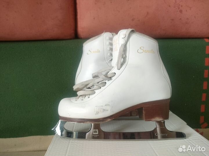 Фигурные коньки graf sonata
