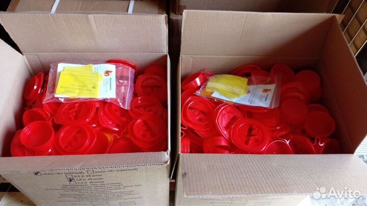 Ёмкость-контейнер для сбора острого инструмента