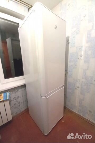 Холодильник indesit no frost