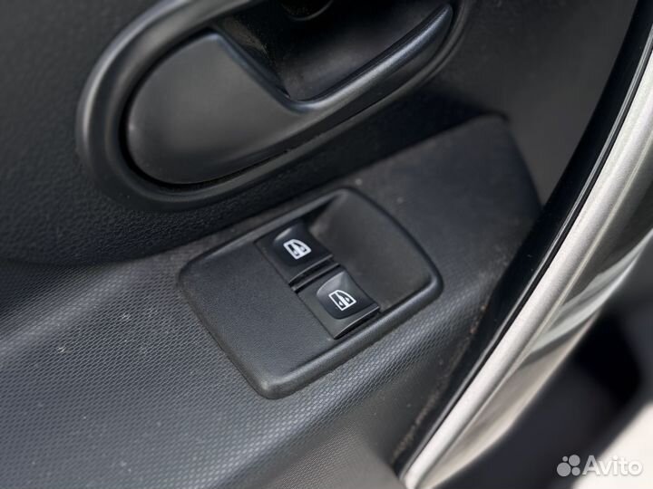 Renault Sandero Stepway 1.6 МТ, 2017, 43 632 км