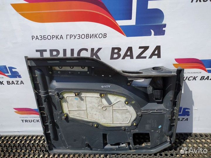 81626306034 Обшивка двери правая Man TGA