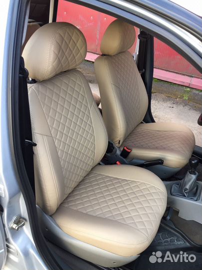 Автомобильные чехлы из экокожи на LADA Kalina 2