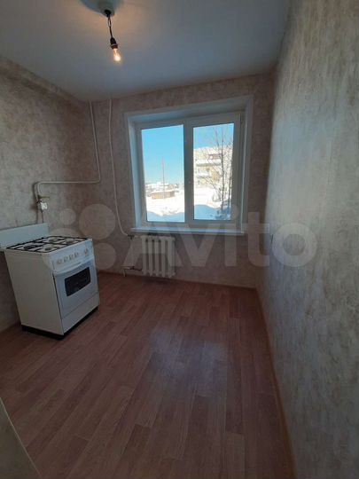 3-к. квартира, 59 м², 1/3 эт.