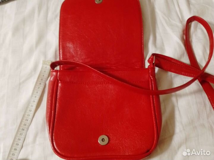 Сумка красная