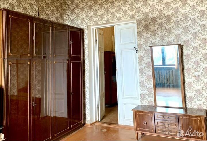 Сервант, шкафы комод