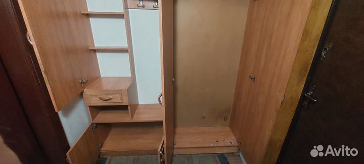 Шкаф для прихожей бу