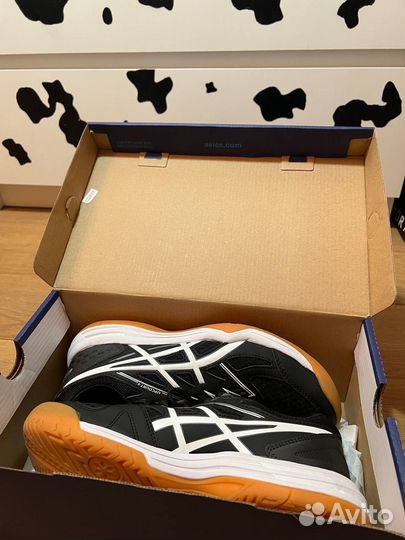 Кроссовки женские Asics 39,5