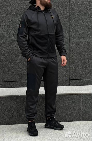 Спортивный костюм under armour на флисе