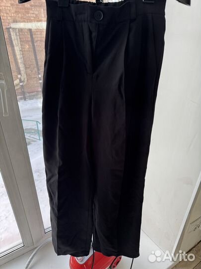Классические черные брюки