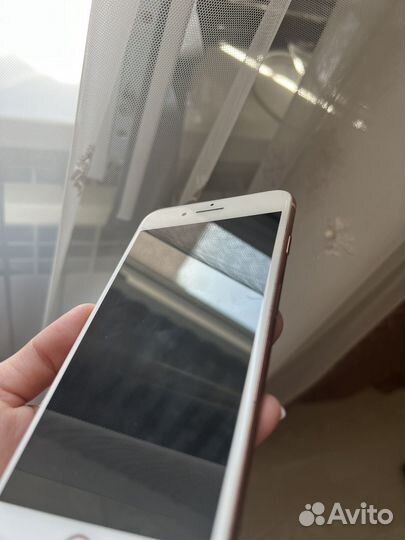 iPhone 8 Plus, 64 ГБ