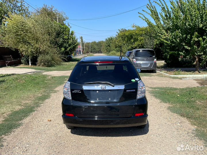 Honda Fit Shuttle 1.3 CVT, 2012, 92 000 км