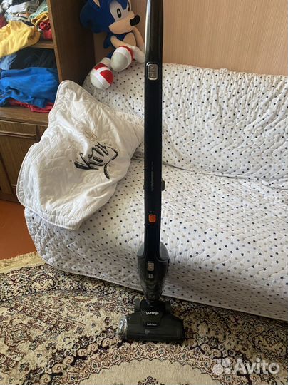 Вертикальный пылесос