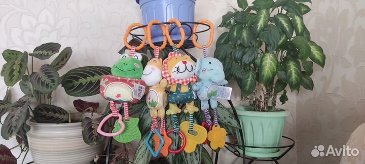Игрушка для новорождённого подвесная
