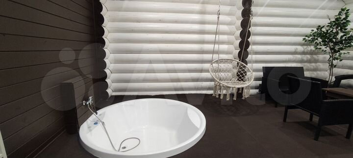 Дом 295 м² на участке 15 сот.