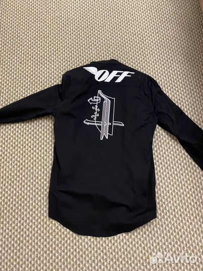 Рубашки мужские (2шт.), в отличном состоянии