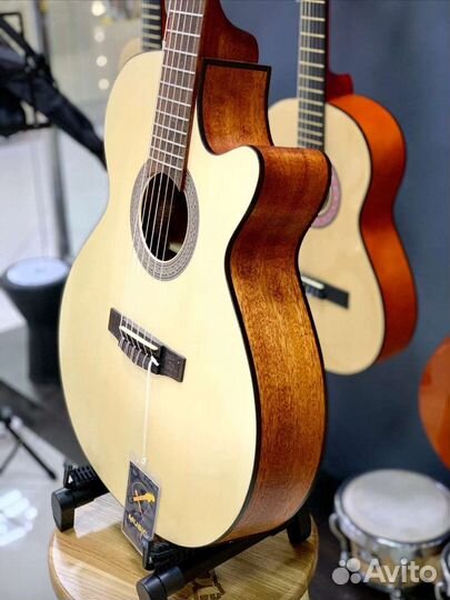 Гитара классическая электро новая Cort