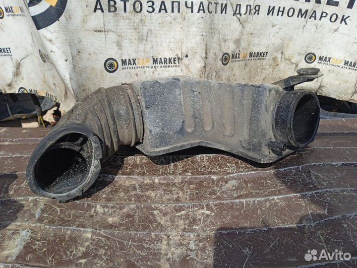 Резонатор воздушного фильтра Dodge Intrepid 3.5