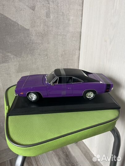 Dodge Charger 1:18 Maisto