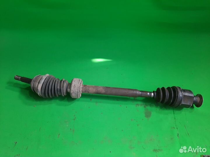 Привод правый Renault Logan 1