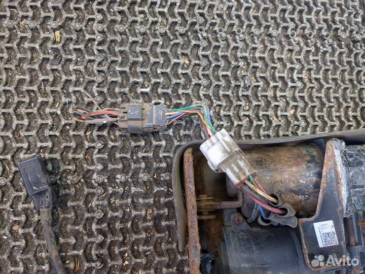 Компрессор воздушный Cadillac Escalade 3, 2007