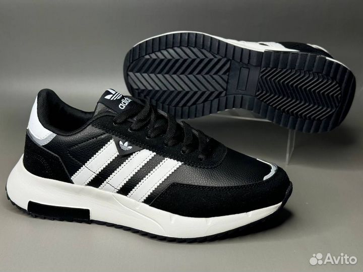 Кроссовки осенние мужские Adidas 43 размер 27 см