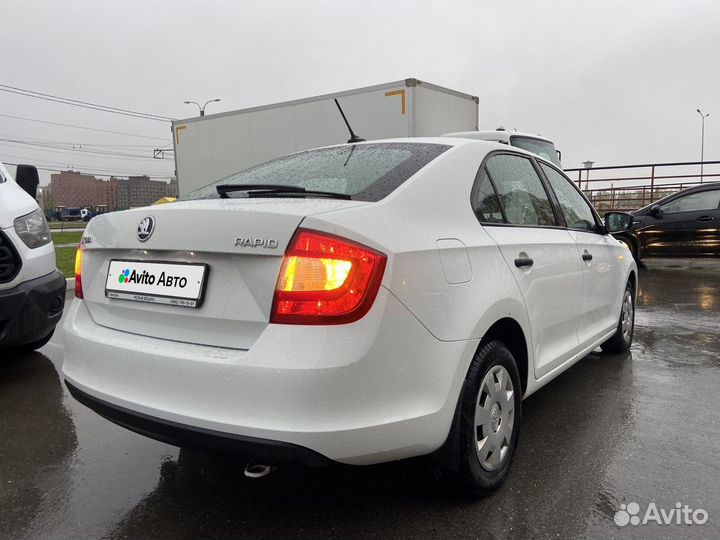 Skoda Rapid 1.6 МТ, 2017, 103 268 км