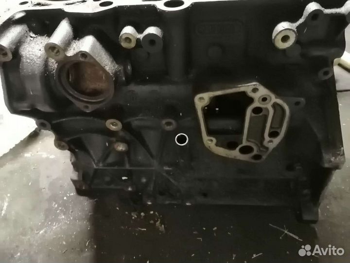 Блок цилиндров двигателя passat awt 1,8t