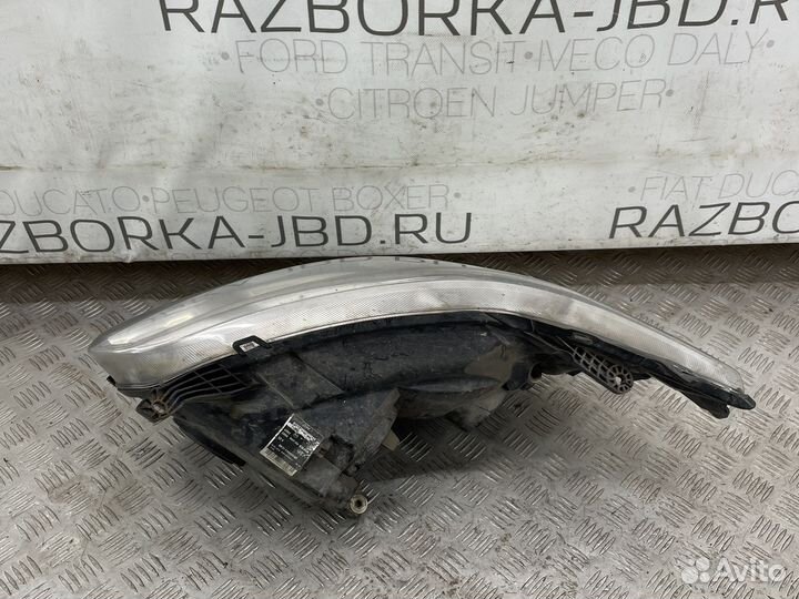 Фара правая Ford Transit 2014-2019